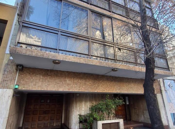 Departamento · 83m² · 4 Ambientes · 1 Cochera