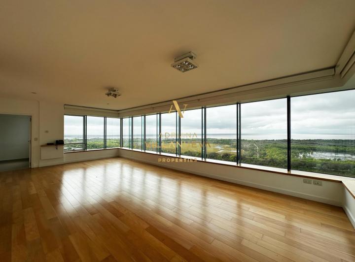 Departamento · 179m² · 4 Ambientes · 2 Cocheras