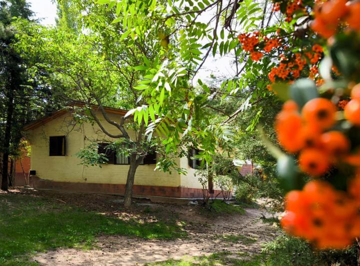 Casa · 75m² · 4 Ambientes · 2 Cocheras