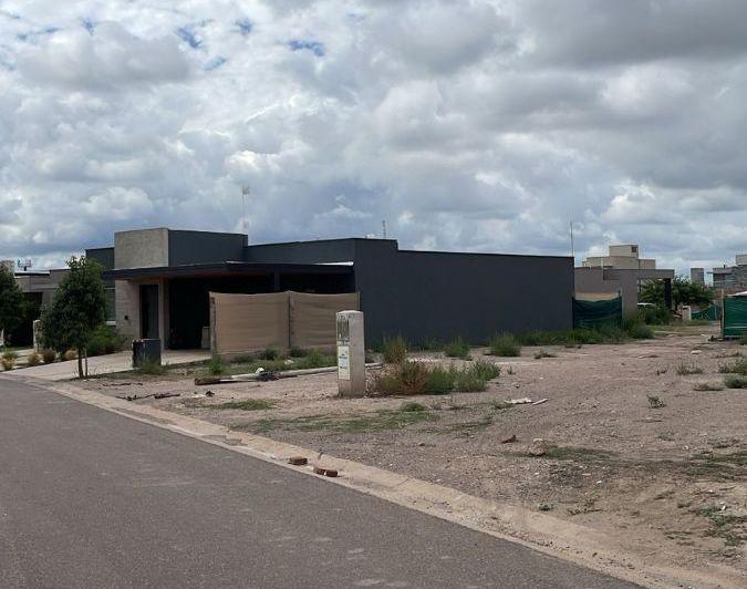 Terreno · 365m²