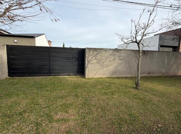 Terreno · 675m²