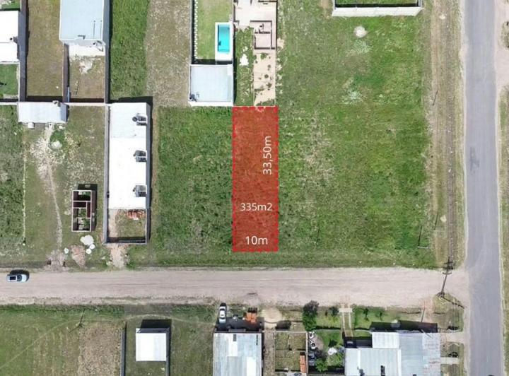 Terreno · 335m²