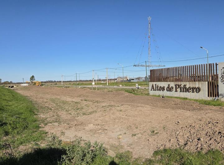Terreno · 300m²