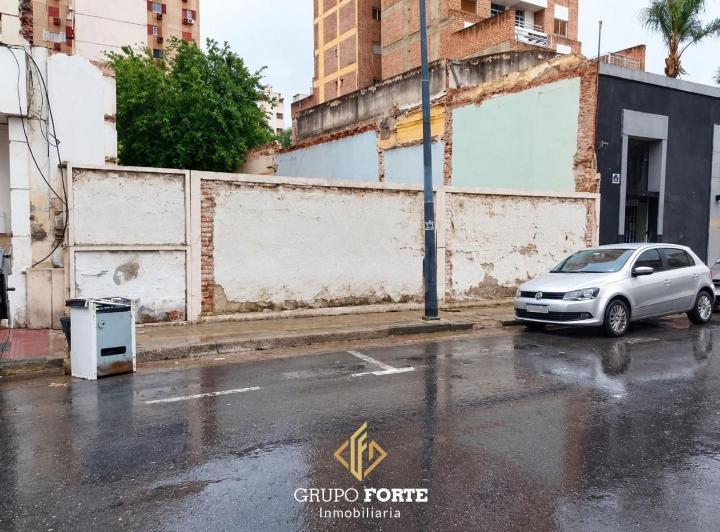 Terreno · 686m²