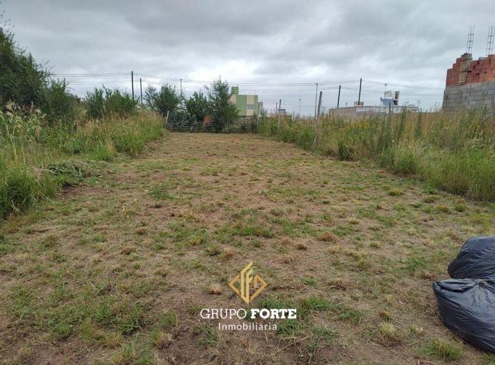 Terreno · 180m²