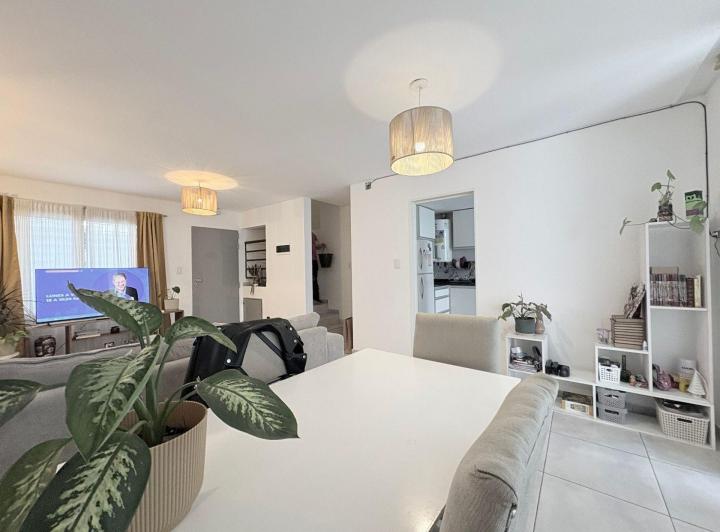 PH · 135m² · 6 Ambientes · 1 Cochera
