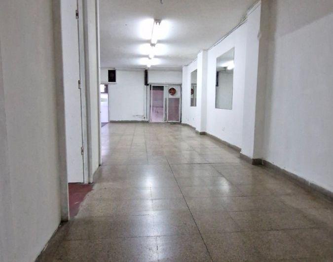 Local comercial · 145m²