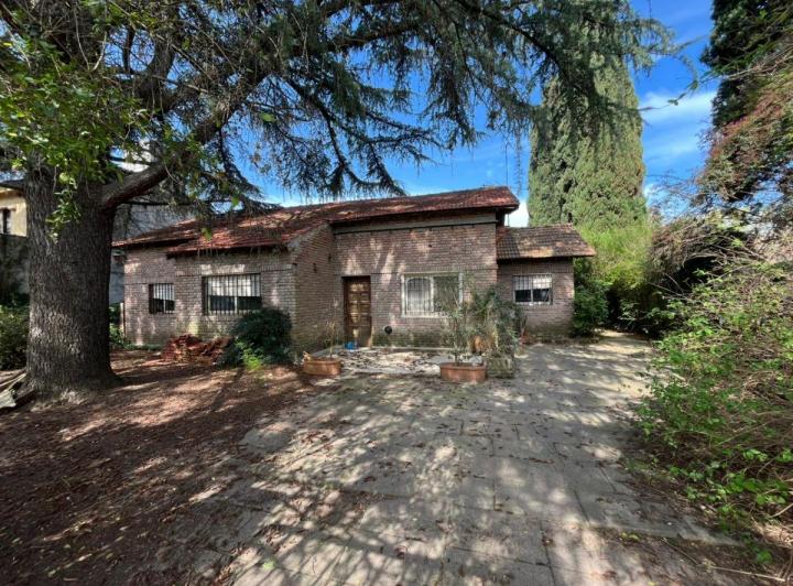 Casa · 120m² · 2 Ambientes · 1 Cochera