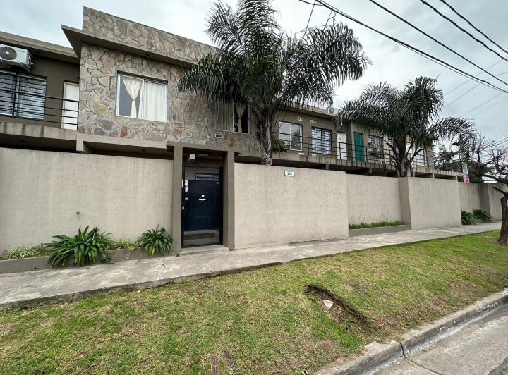 Casa · 78m² · 3 Ambientes · 1 Cochera