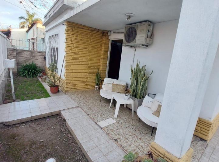 Casa · 63m² · 3 Ambientes · 3 Cocheras