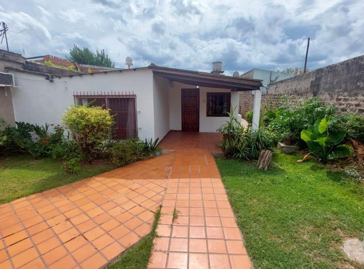 Casa · 61m² · 3 Ambientes · 1 Cochera