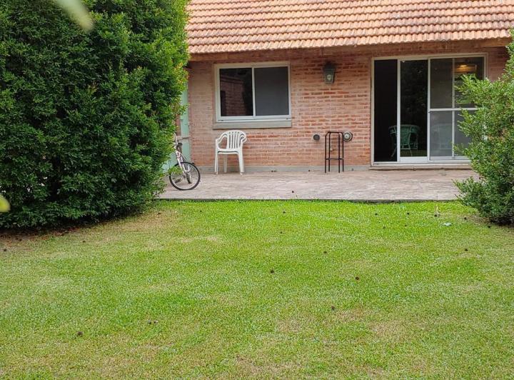 Casa · 40m² · 2 Ambientes · 1 Cochera