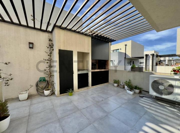 Casa · 90m² · 3 Ambientes · 1 Cochera