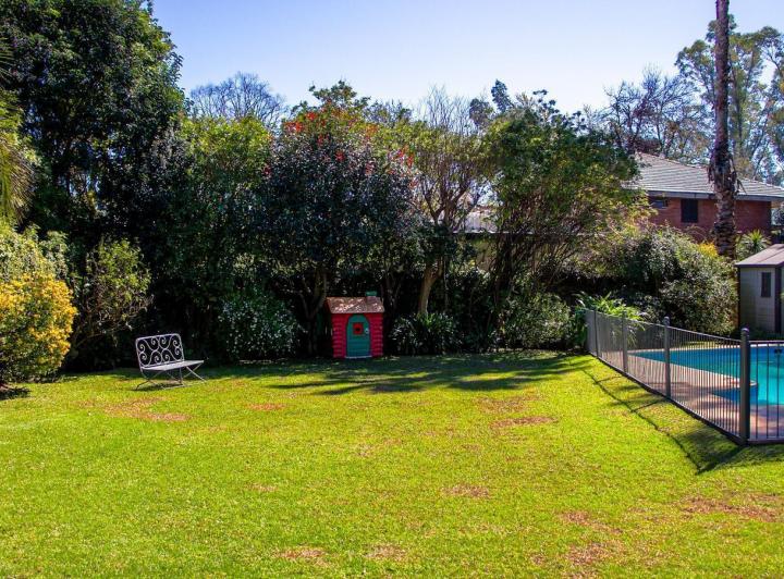 Casa · 350m² · 8 Ambientes · 2 Cocheras