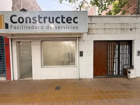 Terrreno con 2 locales. capital