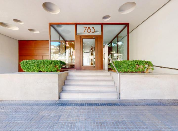 Departamento · 210m² · 6 Ambientes · 2 Cocheras