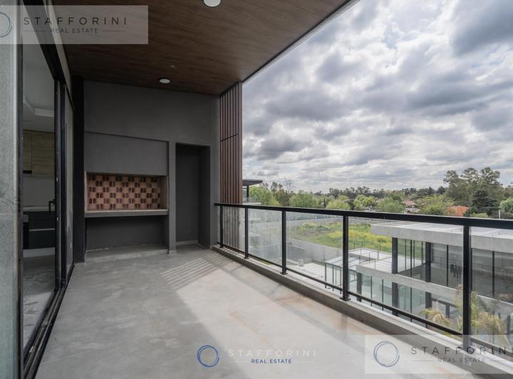 Departamento · 101m² · 4 Ambientes · 1 Cochera