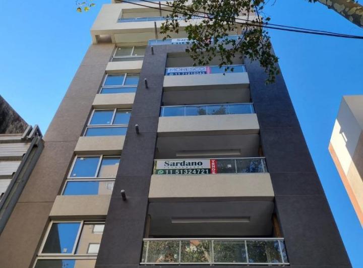 Departamento · 50m² · 2 Ambientes · 1 Cochera