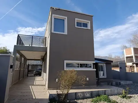 Hermosa casa en venta en carpintería