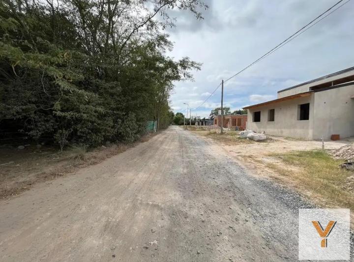 Terreno · 297m²