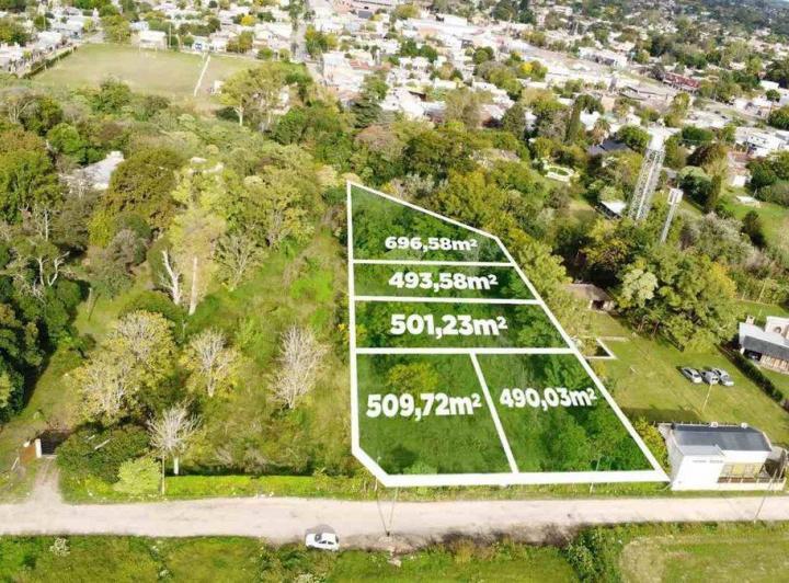 Terreno · 501m²
