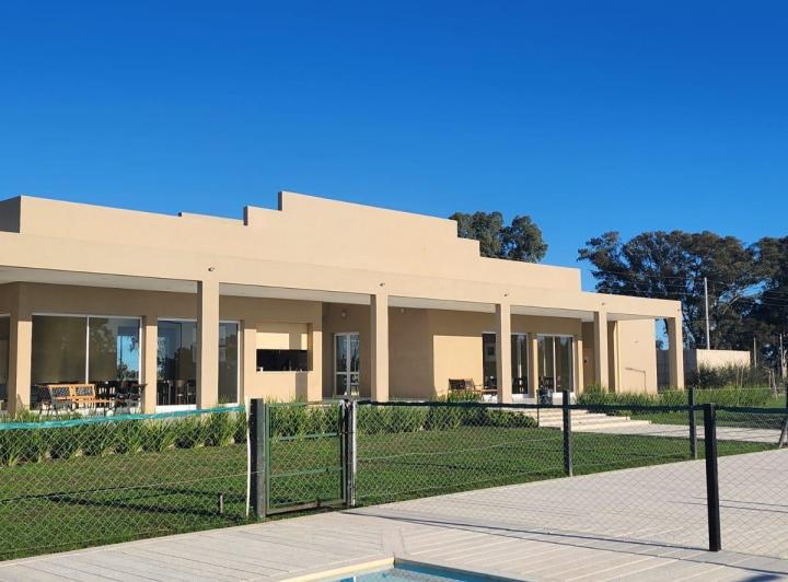 Terreno · 618m²
