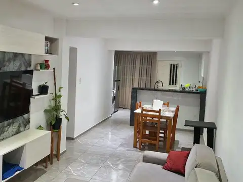 Casa 2 dormitorios zona fuerza aérea, paraná