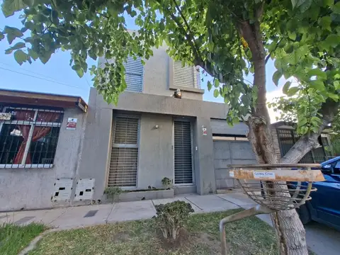 Casa en godoy cruz