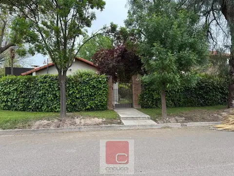 Casa en chacras de coria