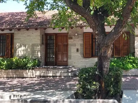 Casa en venta en quinta seccion ciudad de mendoza