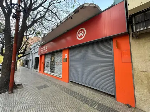 Venta de local comercial con cocheras - mendoza