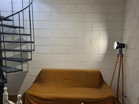 Venta departamento duplex amoblado guemes 1dorm