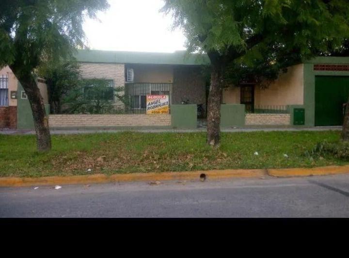 Terreno · 220m²