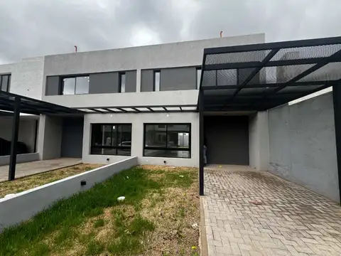 Vendo duplex tres dormitorios en docta 150 mtr