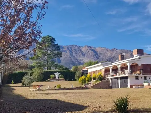 Venta casa de categoria los hornillos lote 2650m2