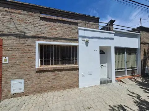 Alquiler casa 2 dorm c/ coch y terraza