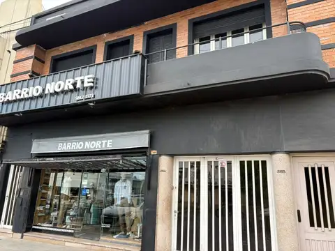 Se alquila p.a, fin: oficina, deposito, estudio.