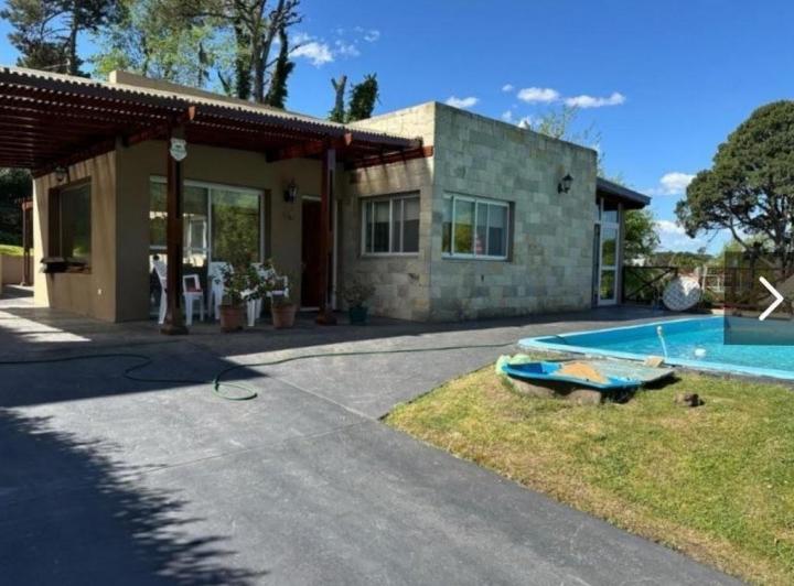 Casa · 600m² · 3 Ambientes