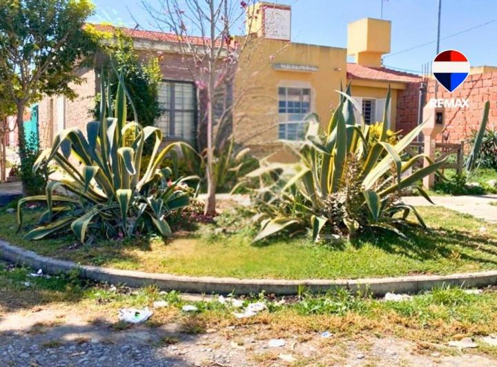 Casa · 240m² · 5 Ambientes · 1 Cochera