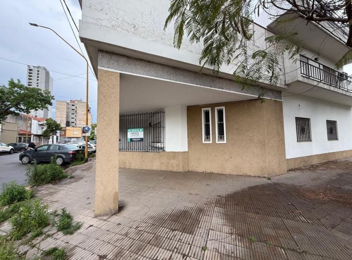 Casa · 125m² · 5 Ambientes · 1 Cochera