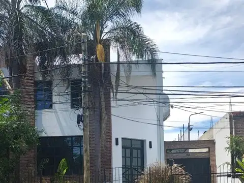 Galpón en Alquiler en Martinez Fleming / Panamericana, Martinez