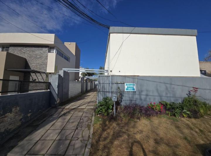 Departamento · 100m² · 1 Ambiente · 1 Cochera