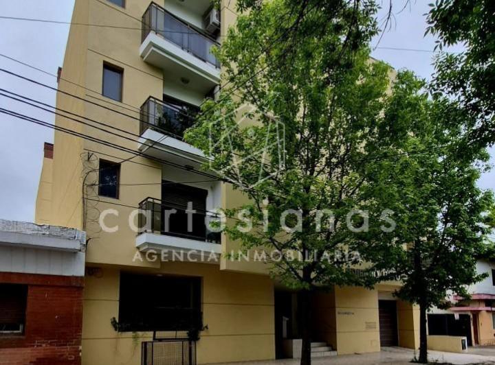 Departamento · 82m² · 4 Ambientes · 1 Cochera