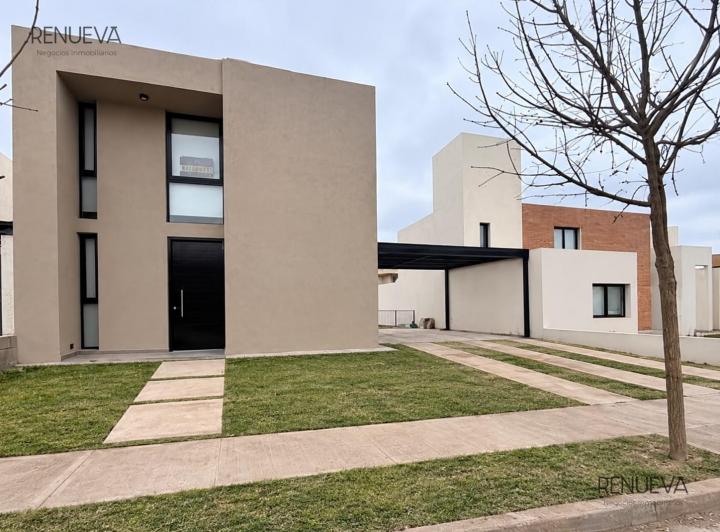 Casa · 184m² · 6 Ambientes · 2 Cocheras