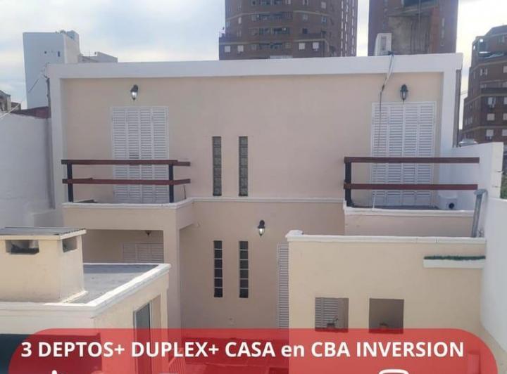 Casa · 214m² · 8 Ambientes