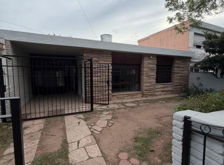 Casa · 80m² · 4 Ambientes