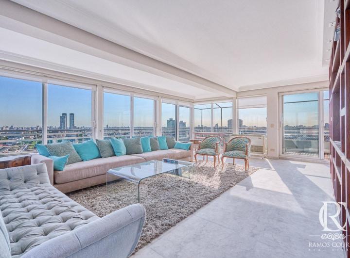 Departamento · 240m² · 4 Ambientes · 2 Cocheras