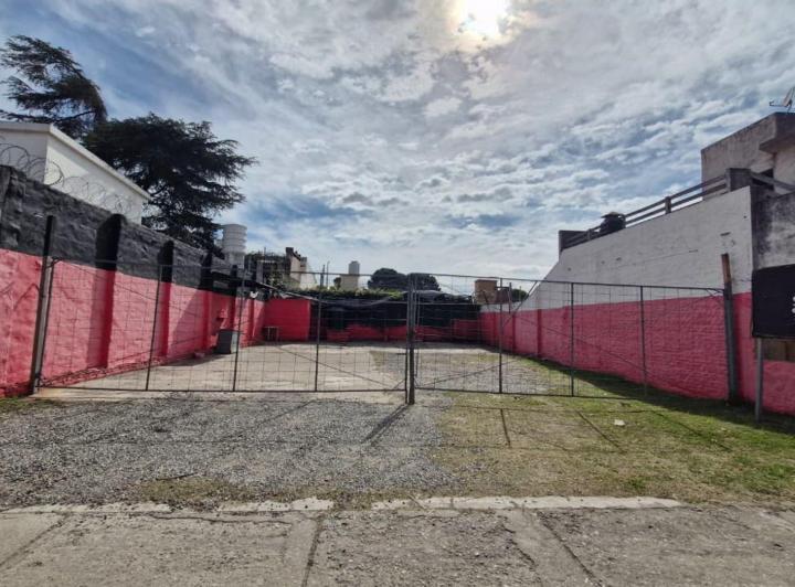 Terreno · 252m²