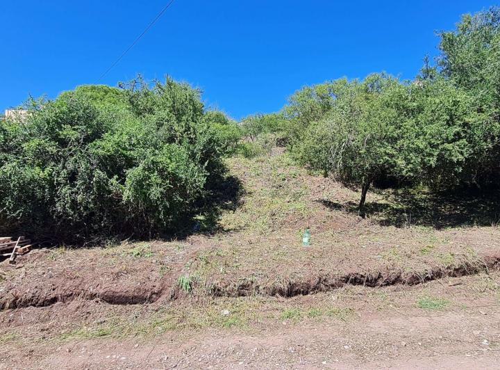 Terreno · 922m²