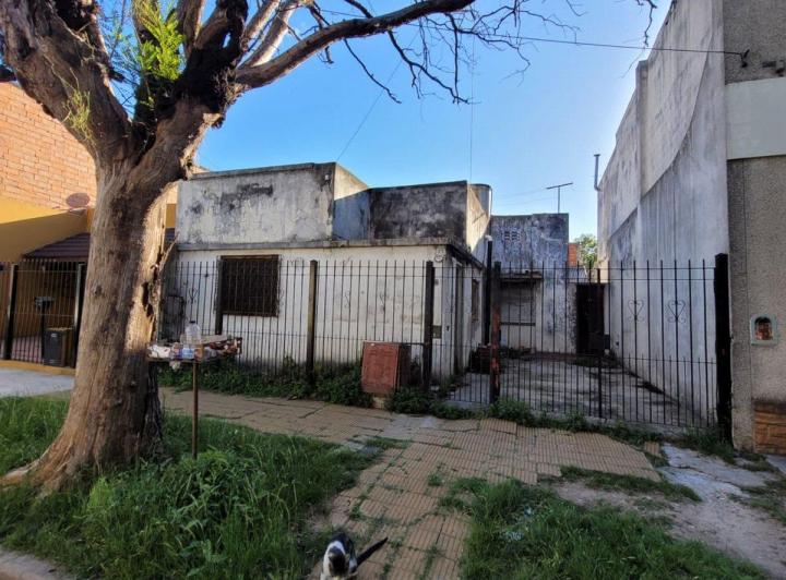 Casa · 4 Ambientes · 1 Cochera